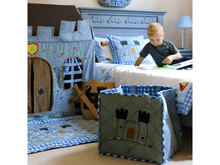 Load image into Gallery viewer, Win Green Handmade Cotton Knight&#39;s Castle Playhouse
